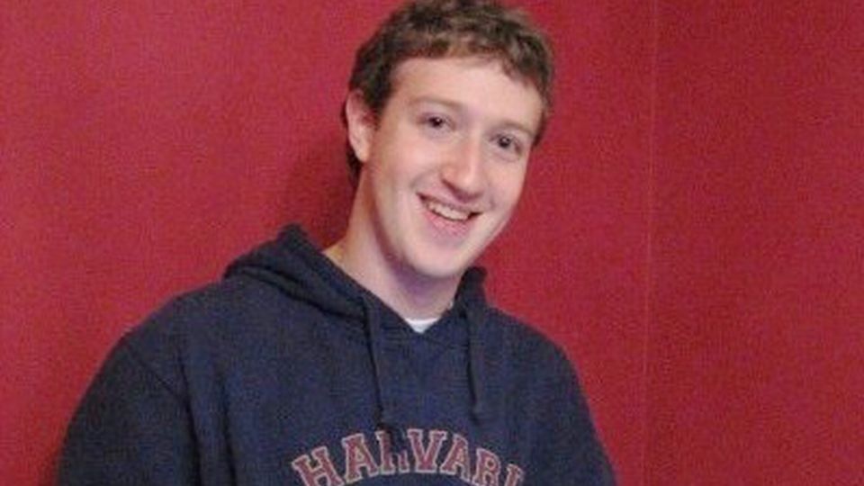 Skandal wokół Marka Zuckerberga, Facebooka i firmy Cambridge Analytica zatacza coraz szersze kręgi. źródło: https://pl.wikipedia.org/wiki/Facebook