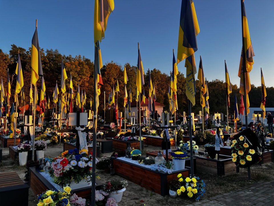 Wojenny cmentarz w Ukrainie. Fot. Agata Rokica [Radio Szczecin]