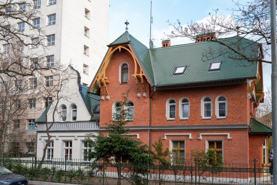 Willa przy ul. Królowej Korony Polskiej 20. Źródło: wiadomosci.szczecin.eu