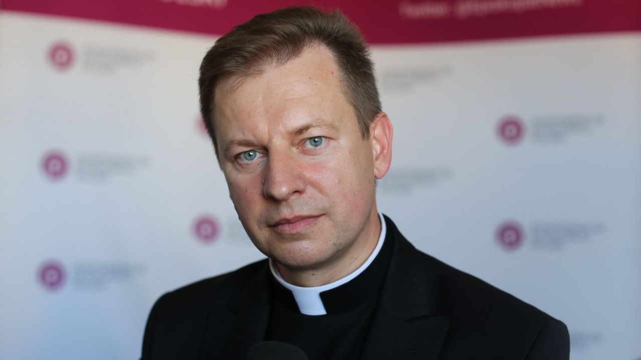 ks. Paweł Rytel-Andrianik. Fot. episkopat.pl