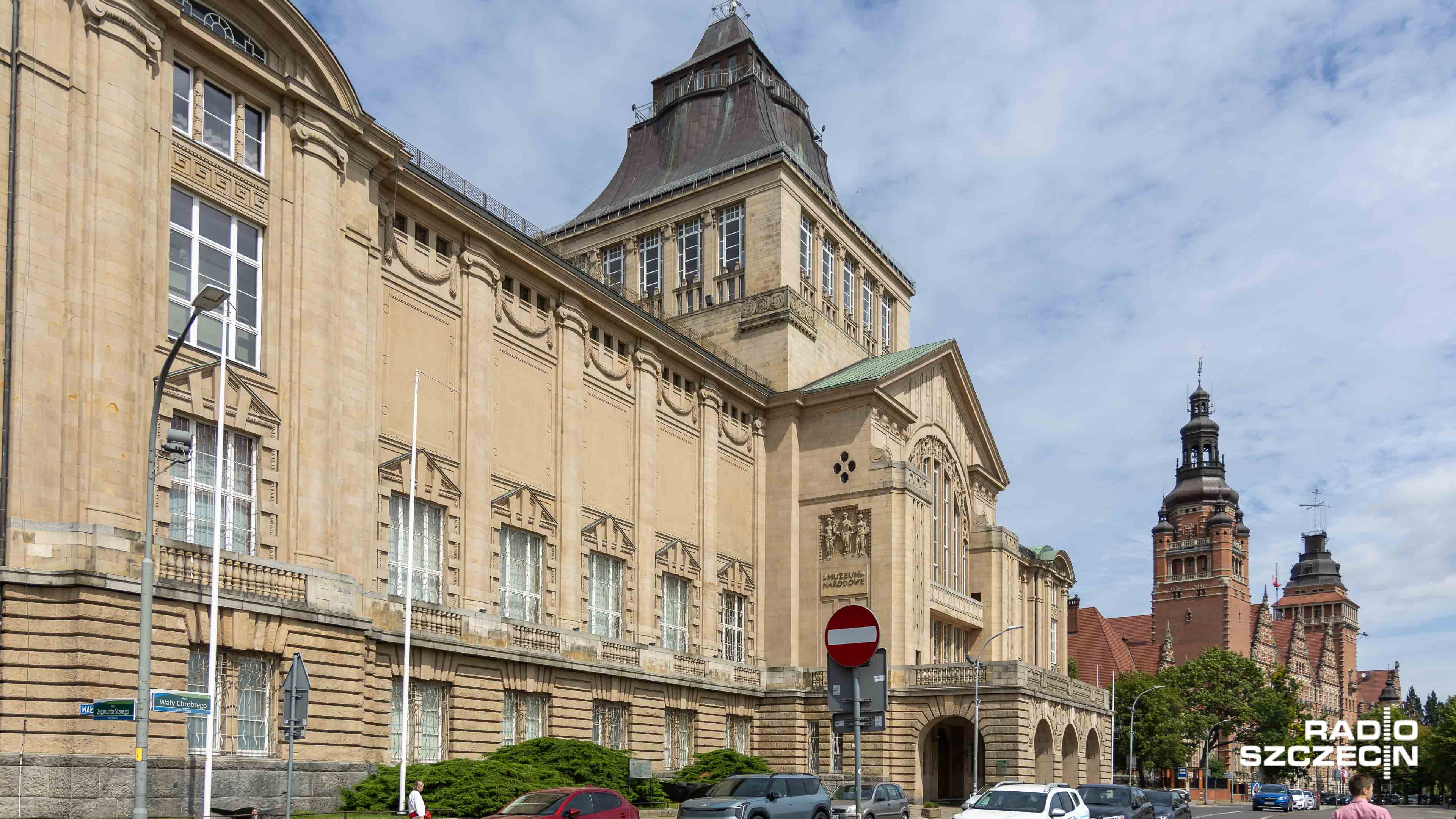 - Trzeba zbudować na nowo koncepcję rozwoju i rozbudowy Muzeum Narodowego w Szczecinie - to opinia gościa porannej Rozmowy pod krawatem Radia Szczecin, kustosza działu archeologii Muzeum Narodowego w Szczecinie, Krzysztofa Kowalskiego.