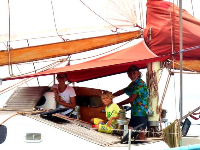 fot. [Kazimierz Ludwiński] "Wyspa Szczęśliwych Dzieci" [REPORTAŻ]