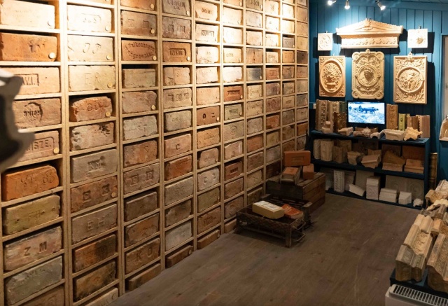 "Muzeum Zduńskie Opowieści" w Szczecinie. Fot. Robert Stachnik [Radio Szczecin] "Kafle kręcą mnie bardziej" - reportaż Małgorzaty Frymus