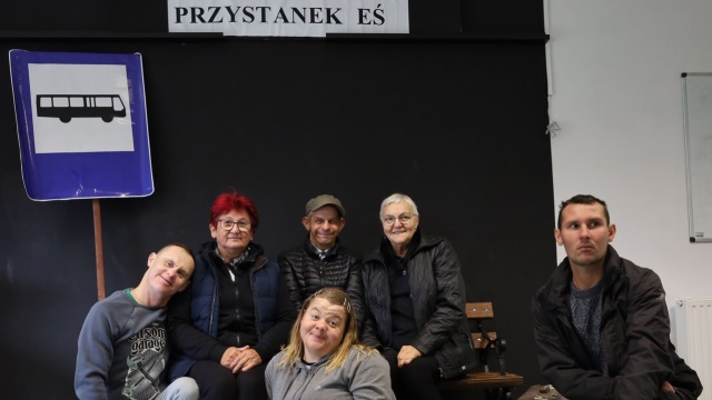 Środowiskowy Dom Samopomocy w Reczu/FB Steampunkowy dom - reportaż Małgorzaty Gwiazdy-Elmerych