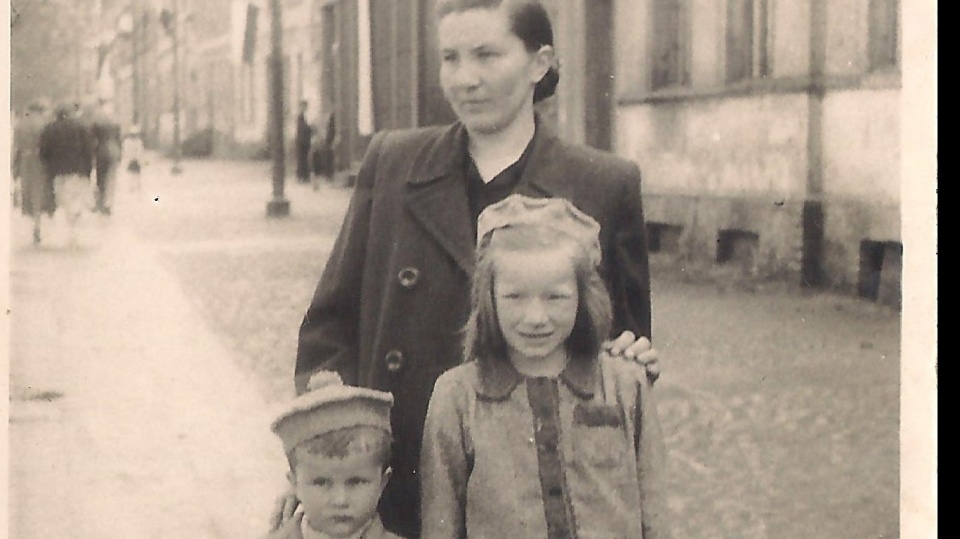 Lata powojenne zdjęcie pochodzi z archiwum prywatnego paniPaluch