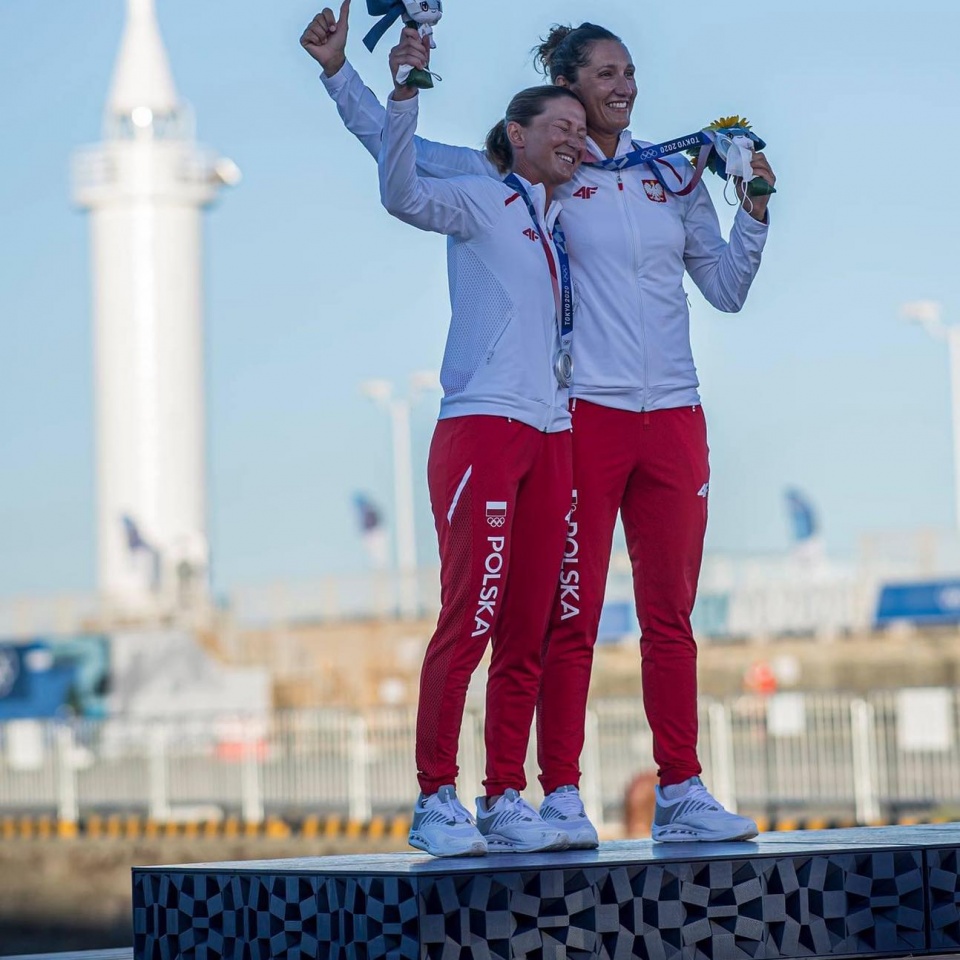 Agnieszka Skrzypulec i Jolanta Ogar-Hill na Igrzyskach Olimpijskich w Tokio. Fot. ze zbiorów prywatnych bohaterki.