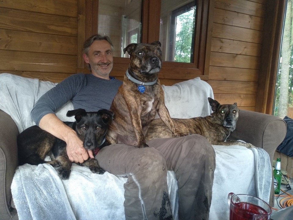 Pan Rajmund i trójka psich przyjaciół, fot. Archiwum domowe