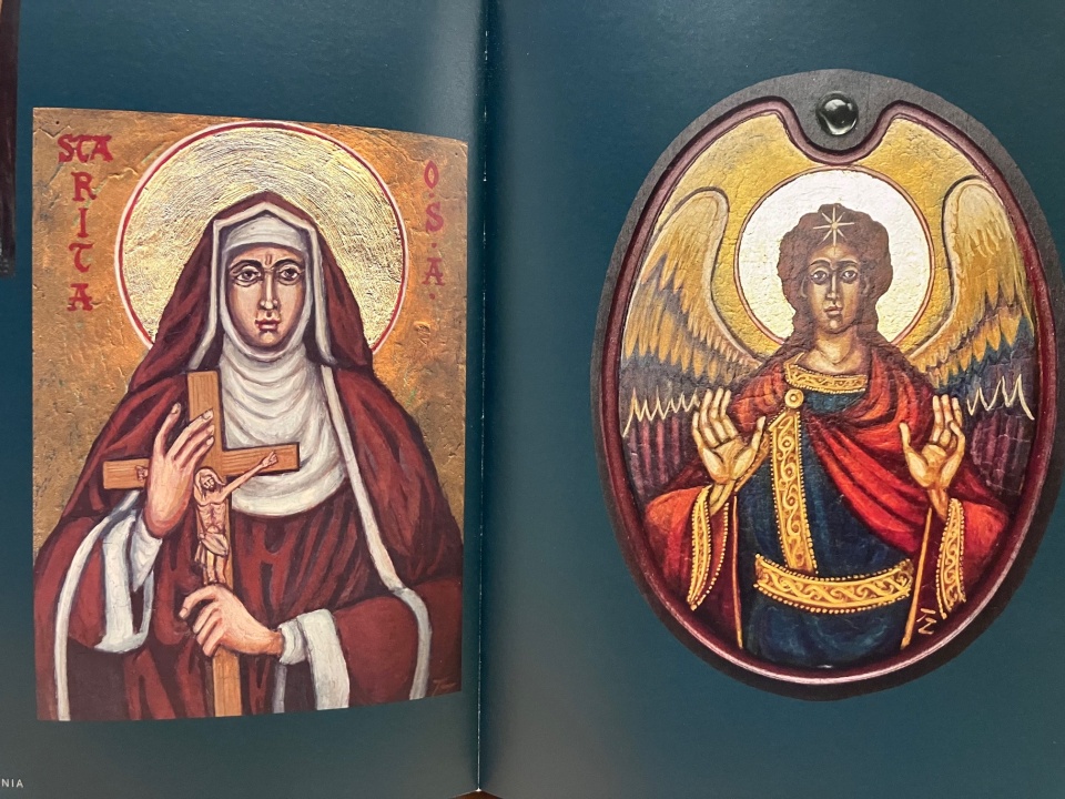 Książka "Czas spełnienia". Fot. Agata Rokicka [Radio Szczecin]