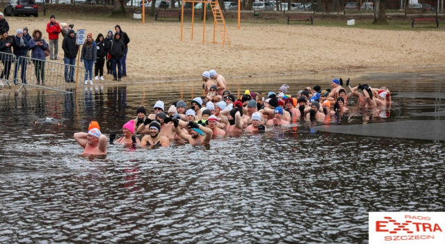 Na Głębokim w Szczecinie odbyły się zawody morsów - Winter Challenge. Fot. Robert Stachnik 