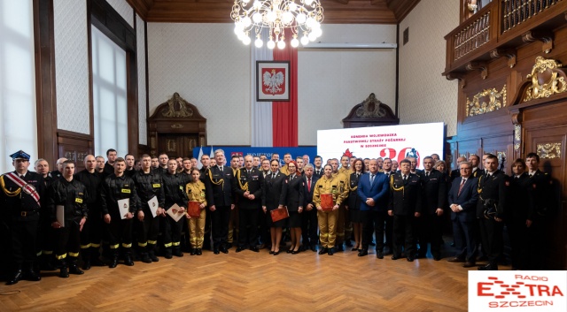 45 strażaków z województwa zachodniopomorskiego złożyło swoje ślubowanie w Urzędzie Wojewódzkim w Szczecinie. Fot. Robert Stachnik 