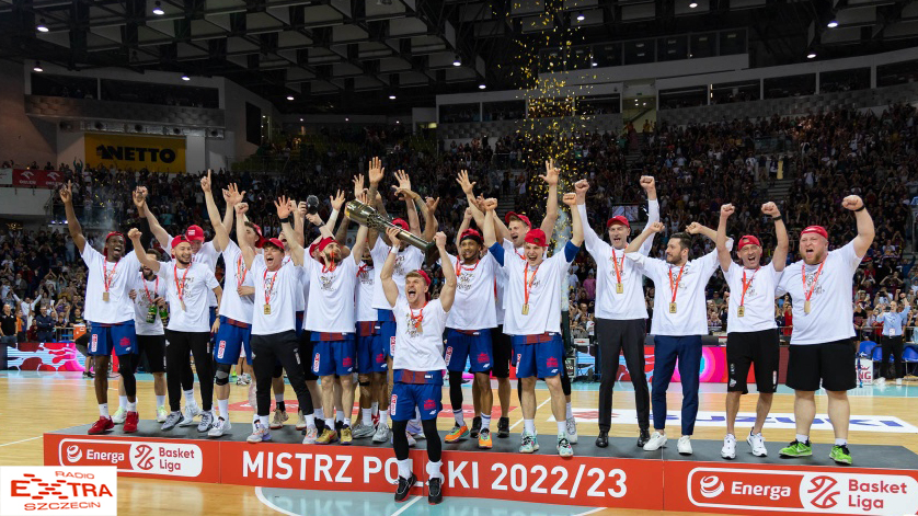 Koszykarze Kinga wywalczyli złoty medal i tytuł mistrza Polski.Fot. Robert Stachnik