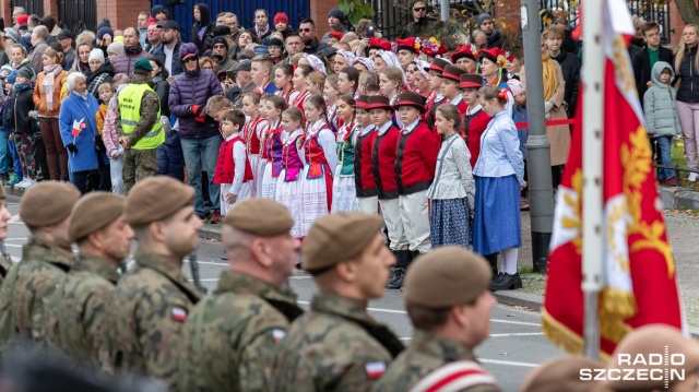 Wojewódzkie uroczystości 104. Rocznicy odzyskania przez Polskę niepodległości odbyły się na Wałach Chrobrego w Szczecinie. Fot. Robert Stachnik 