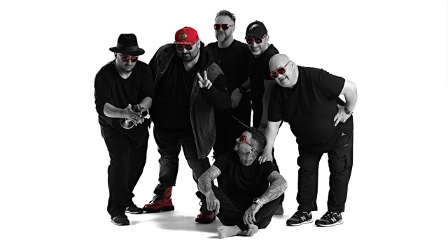 Zespół Piersi. Materiały prasowe grupy PIERSI polecają „Pigułkę szczęścia” [ROZMOWA z „ASANEM” i „DZIADKIEM”, ZDJĘCIA]