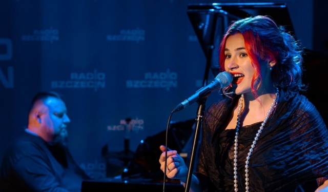 Sara Frymus – wokalistka, kompozytorka. Fot. Kacper Jóźwik Sara Frymus | „W moich kompozycjach przekazuję swoją opowieść...” [ROZMOWA z ARTYSTKĄ, ZDJĘCIA]