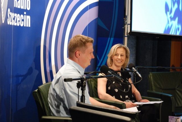 Arkadiusz Bis i Agata Rokicka. Wydanie specjalne audycji w Studiu Koncertowym im. Jana Szyrockiego Radia Szczecin. 29 kwietnia 2008 roku. "Szczecin we wtorek" – audycja Arka Bisa i Agaty Rokickiej