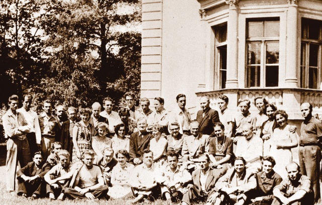 Radiowcy w 1955 roku. Fot. z archiwum Radia Szczecin Lata 40. i 50.