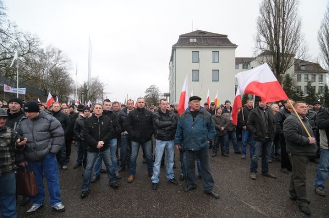 Protest rolników - fot. Andrzej Kutys [PR Szczecin] [03.03.2012] Protest rolników
