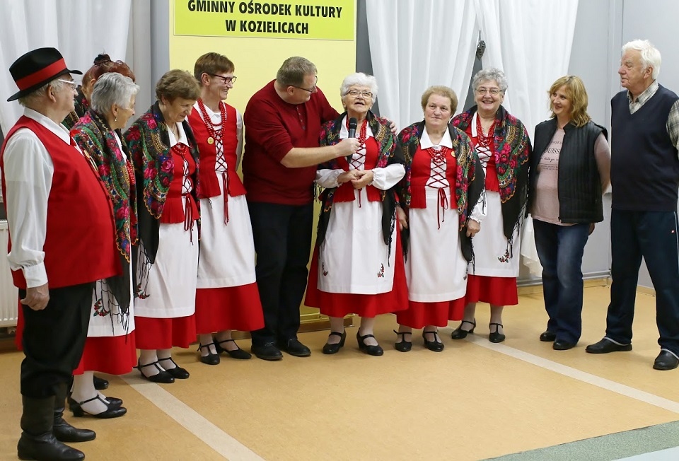 Zespół Jarzębina z Kozielic; fot. z archiwum zespołu