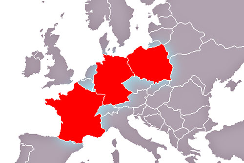 W warszawskim Wilanowie zakończyło się spotkanie spotkanie przywódców Trójkąta Weimarskiego. Prezydent Bronisław Komorowski po niespełna godzinnym spotkaniu z kanclerz Niemiec Angelą Merkel i prezydentem Francji Nicolasem Sarkozym powiedział, że mówiono między innymi o priorytetach polskiego przewodnictwa w Unii, ze szczególnym uwzględnieniem polityki bezpieczeństwa i przyszłego budżetu.