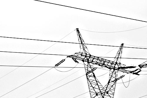 Około dwóch tysięcy mieszkańców okolic Słupska pozbawionych jest energii elektrycznej.