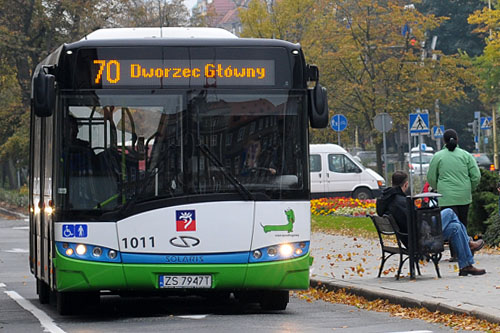 Od dziś kontrolerzy będą mogli zatrzymać pasażera jadącego na gapę, który nie będzie chciał pokazać dowodu tożsamości, do czasu przyjazdu policji lub straży miejskiej.