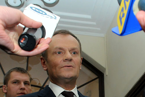 Donald Tusk przesłał na ręce szefa japońskiego rządu Naoto Kana kondolencje w związku z tragicznymi skutkami trzęsienia ziemi w Japonii.