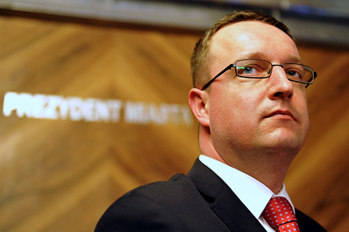 PO krytykuje nominację Jaroszewicza