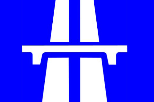 Rzeczpospolita ujawnia, że wykonawca fragmentu autostrady A1 oskarża Generalną Dyrekcję Dróg Krajowych i Autostrad o łamanie zapisów umowy i grozi jej sądem. Z powodu konfliktu stanęła budowa.