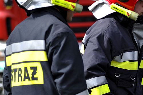 Pięć osób zginęło a 7 zostało rannych w pożarze kamienicy, do którego doszło w nocy w Świętochłowicach. Przyczyna pożaru nie jest jeszcze znana. Wyjaśnieniem zajmuje się policja i prokuratura.