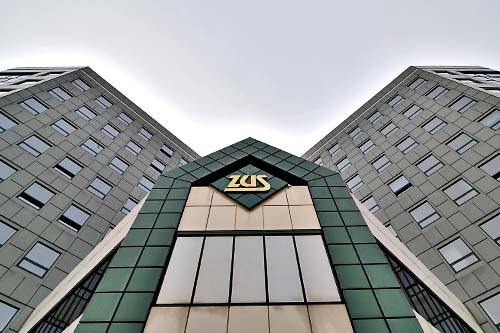 Zakład Ubezpieczeń Społecznych przekaże w tym tygodniu do OFE 184 miliony złotych - poinformował prezes ZUS Zbigniew Derdziuk.