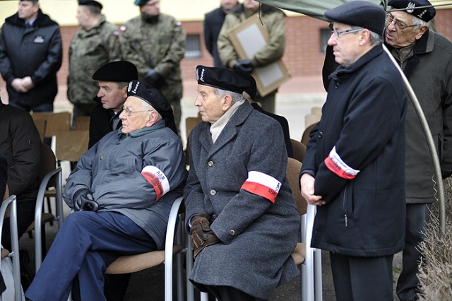 Generał brygady Ireneusz Bartniak przejmuje dowództwo nad 12 Szczecińską Dywizją Zmechanizowaną. Fot. Łukasz Szełemej [PR Szczecin] Szczecińska Dwunastka ma nowego dowódcę [ZDJĘCIA]