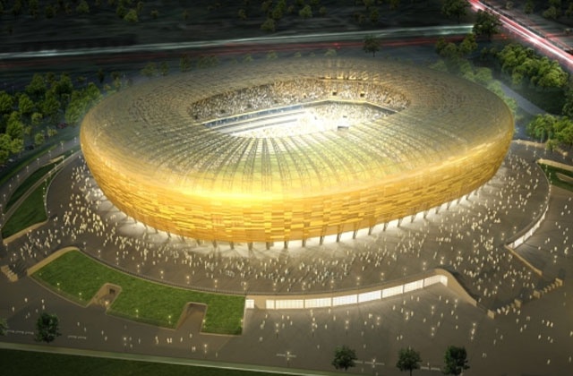 Policja kolejny raz skontroluje dziś stadion PGE Arena w Gdańsku i sprawdzi, czy jest przygotowany do pierwszego meczu. O dodatkowy czas na usunięcie wszelkich usterek poprosił organizator spotkania. 14 sierpnia na stadionie zagrać ma Lechia Gdańsk i Cracovia Kraków.