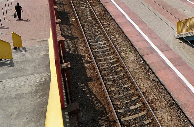 Strajku na kolei jutro nie będzie. Będą za to kolejne rozmowy. O godz. 18 w siedzibie Federacji Związków Zawodowych Pracowników PKP odbędzie się spotkanie ostatniej szansy.