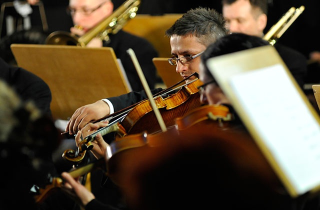 Szczecińska Baltic Neopolis Orchestra ruszyła dziś w trasę koncertową po Czechach. Będzie to jej zagraniczny debiut, podczas którego, poza graniem pięknej muzyki, będzie promować Miasto Szczecin i Województwo Zachodniopomorskie.
