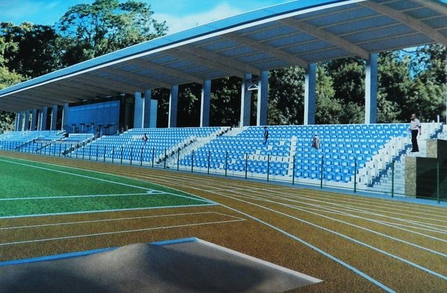 Szczecińska firma Budchem wybuduje zadaszenie trybuny stadionu Floty Świnoujście. Umowę w tej sprawie podpisał dziś prezydent miasta. Wartość prac to 4 mln 800 tys. zł.