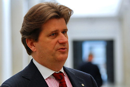 Wczoraj zaczęła się agonia Tuska - powiedział w Krakowie Janusz Palikot. W ten sposób skomentował piątkowe expose premiera.