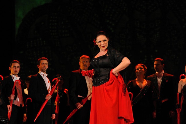 Noc w Paryżu - fot. Łukasz Szełemej [PR Szczecin] Opera: Paryska noc zachwyca lekkością [ZDJĘCIA]