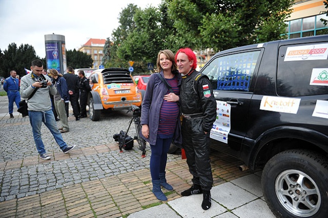 60 zawodników rajdu Baja Poland wystartowało z placu Żołnierza Polskiego w Szczecinie. Fot. Łukasz Szełemej [PR Szczecin] Baja Ruszyła! [WIDEO, ZDJĘCIA]