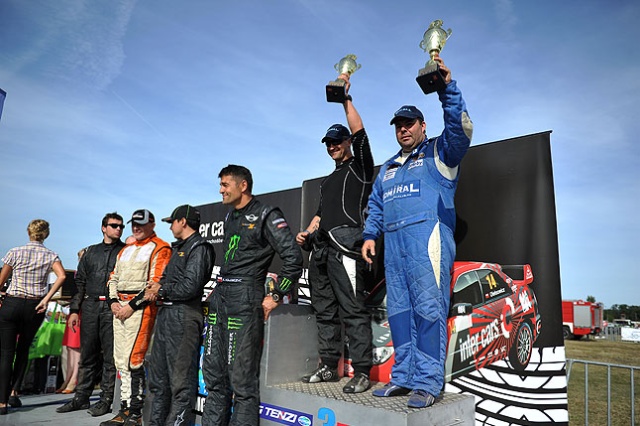 Krzysztof Hołowczyc wygrał rozgrywany w Szczecinie i regionie rajd Baja Poland. Fot. Łukasz Szełemej [PR Szczecin] Rajd Baja: Hołowczyc pierwszy! [ZDJĘCIA]