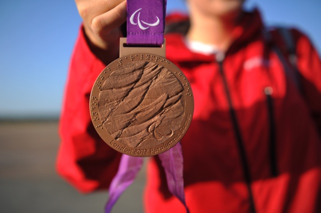 Szczecińscy paraolimpijczycy wrócili do domu. Fot. Łukasz Szełemej [PR Szczecin] IO: Medalistka z Londynu już w domu [WIDEO, ZDJĘCIA]