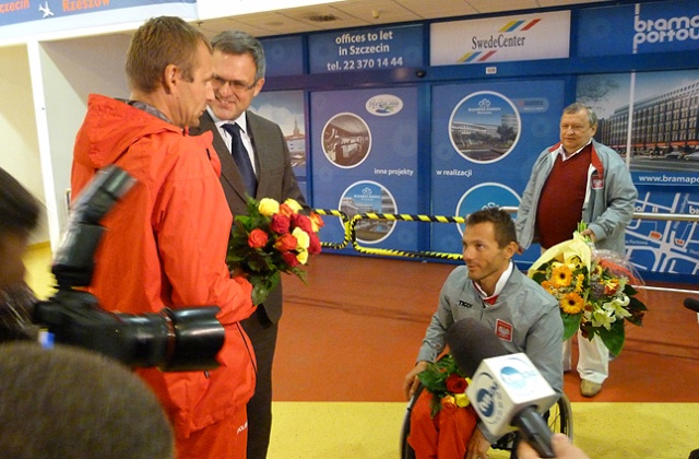 Rafał Wilk jest już domu. Fot. Piotr Sawiński [PR Szczecin] IO: Rafał Wilk jest już domu [WIDEO, ZDJĘCIA]