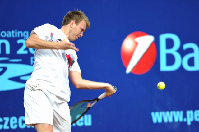 G. Panfil (POL -biały) vs P. Torebko (GER - niebieski). Fot. Łukasz Szełemej [PR Szczecin] Pekao Open: Panfil pokonał Niemca [DUŻO ZDJĘĆ]