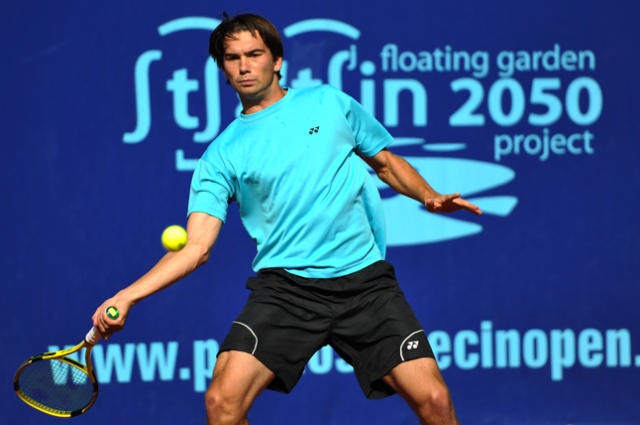 G. Panfil (POL -biały) vs P. Torebko (GER - niebieski). Fot. Łukasz Szełemej [PR Szczecin] Pekao Open: Panfil pokonał Niemca [DUŻO ZDJĘĆ]