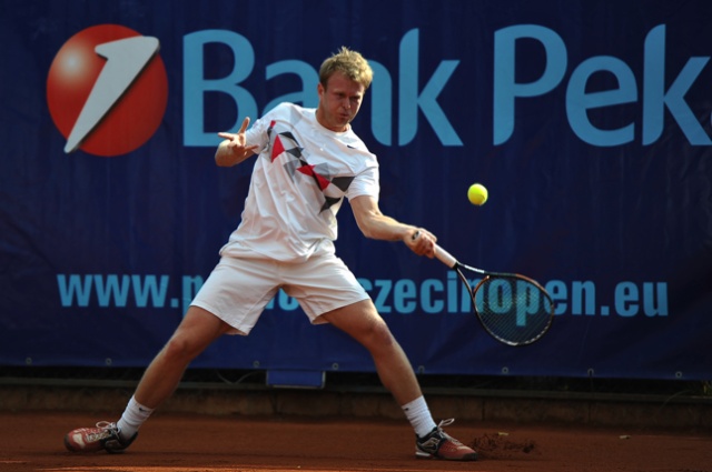 G. Panfil (POL -biały) vs P. Torebko (GER - niebieski). Fot. Łukasz Szełemej [PR Szczecin] Pekao Open: Panfil pokonał Niemca [DUŻO ZDJĘĆ]