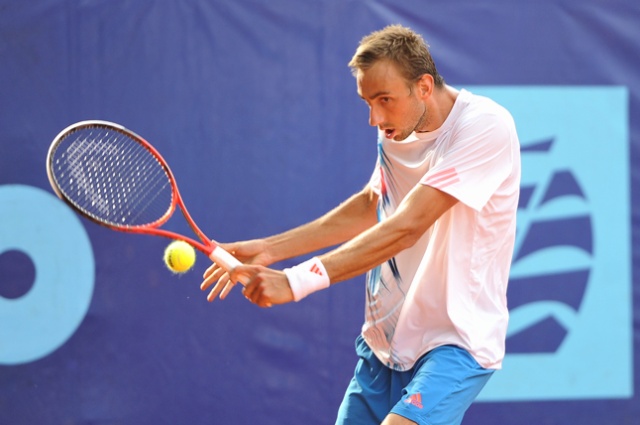 G. Andreozzi (ARG - biały) vs T. Schoorel (ARG - niebieski). Fot. Łukasz Szełemej [PR Szczecin] Pekao Open: Panfil pokonał Niemca [DUŻO ZDJĘĆ]
