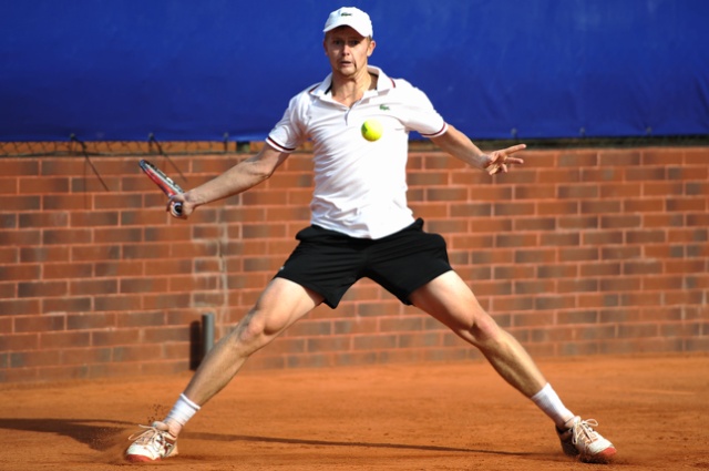 G. Naso (ITA - biały) vs A. Golubev (KAZ - biały z czapką). Fot. Łukasz Szełemej [PR Szczecin] Pekao Open: Panfil pokonał Niemca [DUŻO ZDJĘĆ]