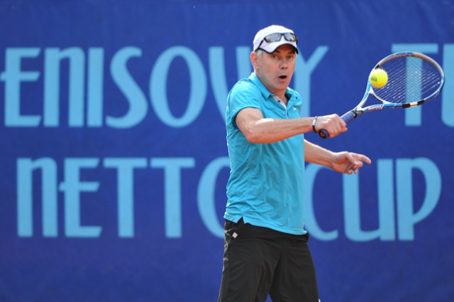 Polskie gwiazdy filmu, teatru i kabaretu można zobaczyć na kortach przy al. Wojska Polskiego w Szczecinie. Fot. Łukasz Szełemej [PR Szczecin] Gwiazdy na kortach! Turniej Artystów [DUŻO ZDJĘĆ]