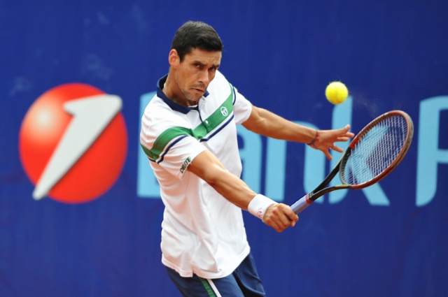 W pierwszym półfinale Rumun Victor Hanescu (na zdj.) wygrał 6:3, 6:4 z Francuzem Jonathanem Dasnieresem de Veigy. Fot. Łukasz Szełemej [PR Szczecin] Rumuńsko-hiszpański finał Pekao Szczecin Open [ZDJĘCIA]