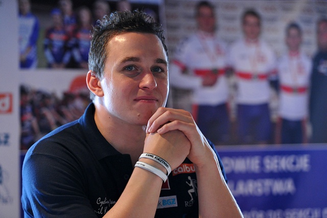 Kolarze torowi Piasta Szczecin zdobyli na Mistrzostwach Europy na Litwie srebrny medal w drużynowym sprincie olimpijskim. Fot. Łukasz Szełemej [Radio Szczecin] Razem zdobyli medal, ale nie wszyscy go dostali