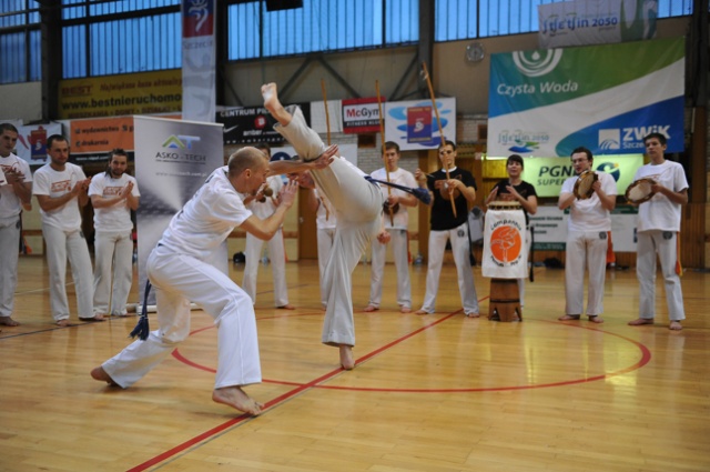 Fot. Łukasz Szełemej [Radio Szczecin] Mistrzowie na Twardowskiego [ZDJĘCIA]